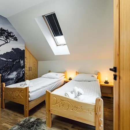 Miedzy Gorami Lägenhet *