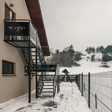 Miedzy Gorami Lägenhet Kacwin