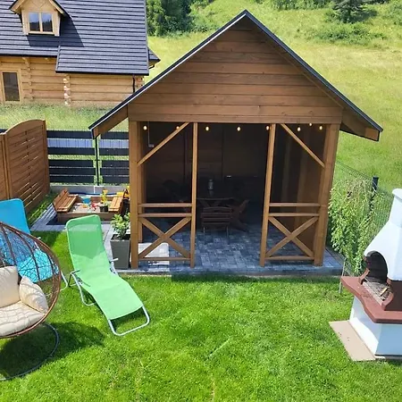 Miedzy Gorami Lägenhet *